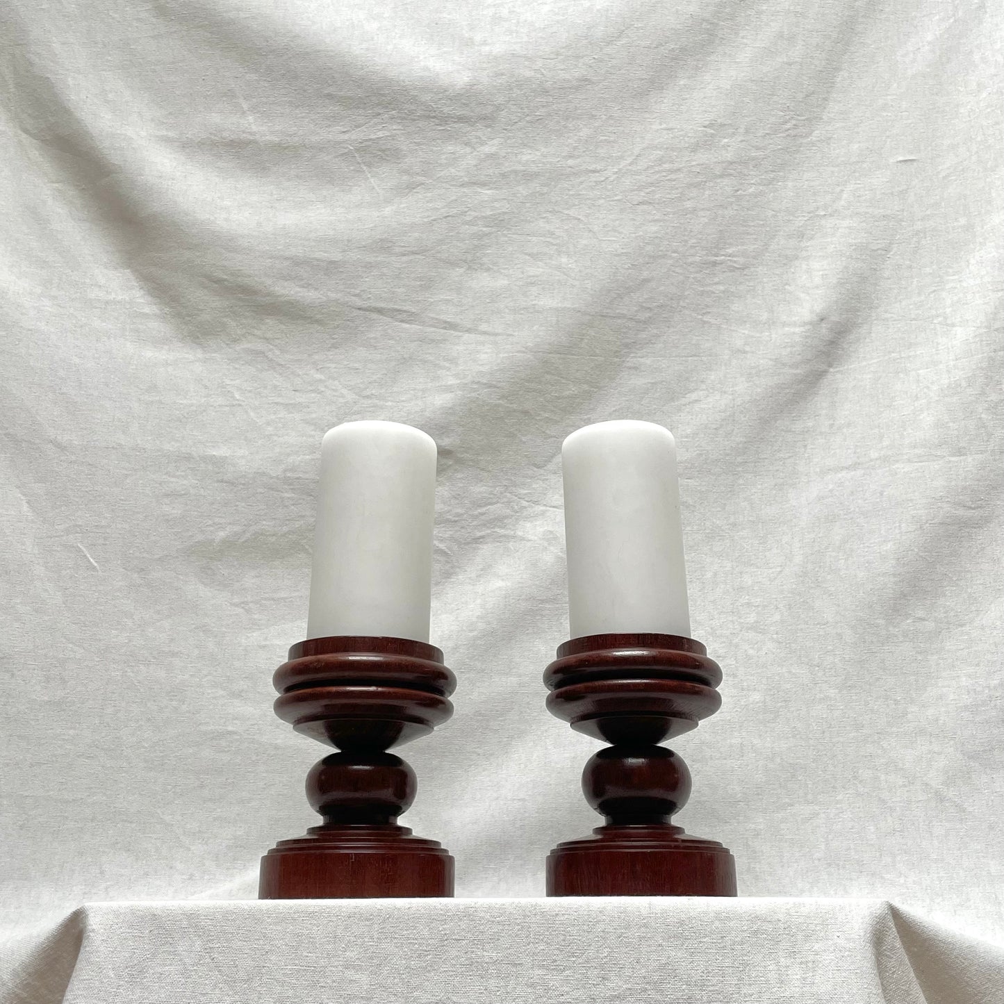no. 57 - les bougeoirs en bois