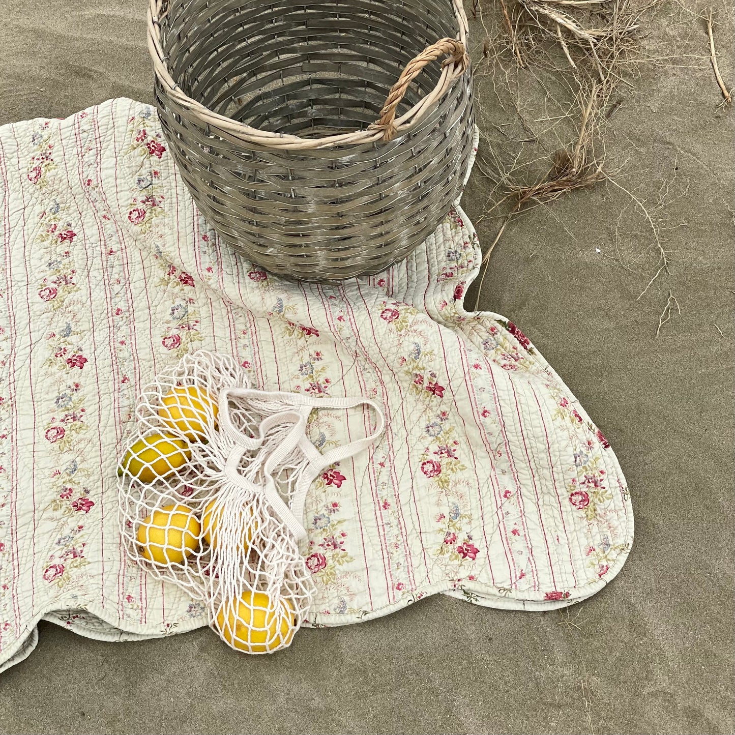 no. 77 - le dessus de lit provençal