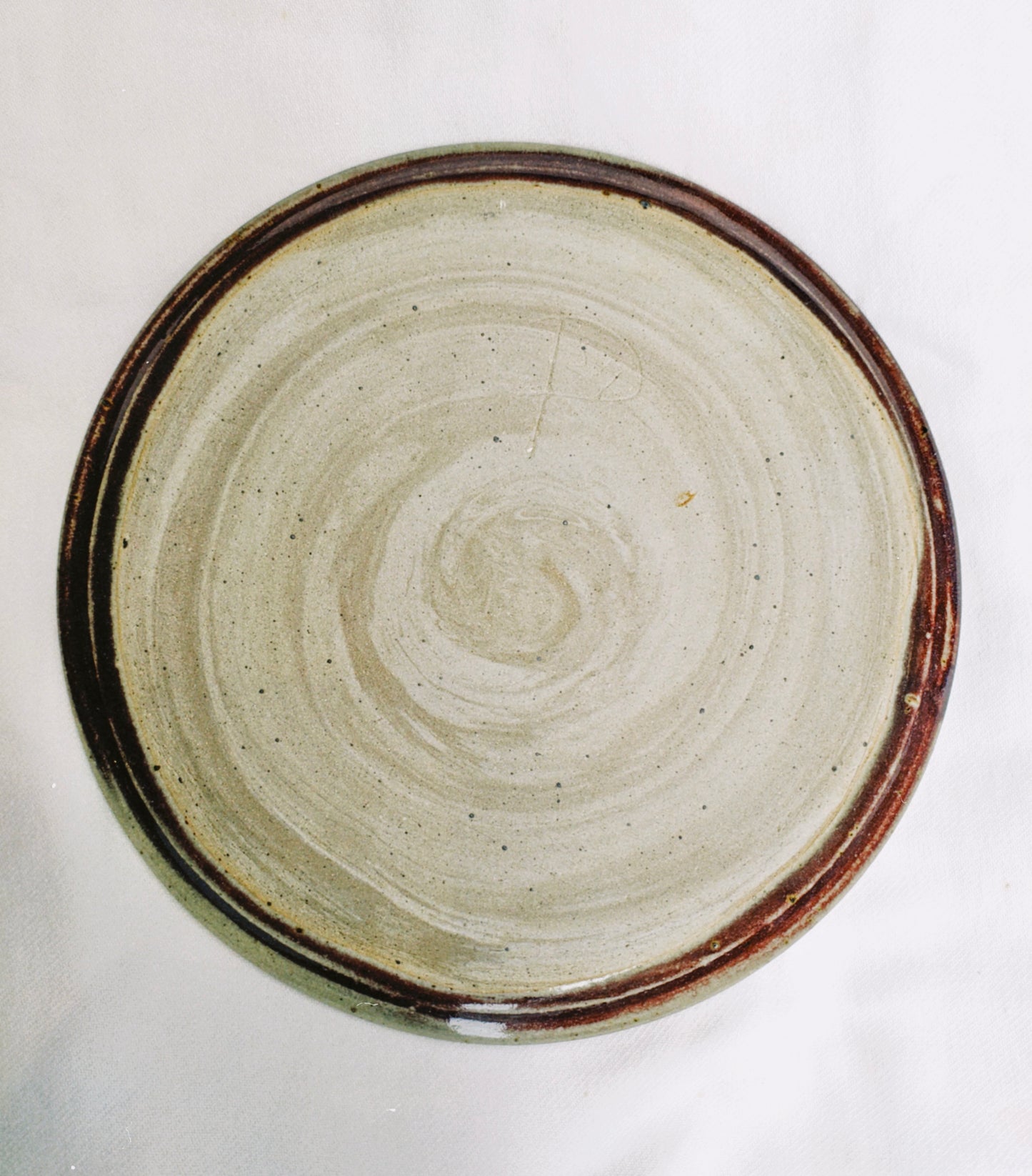 no. 116 - les assiettes en grès