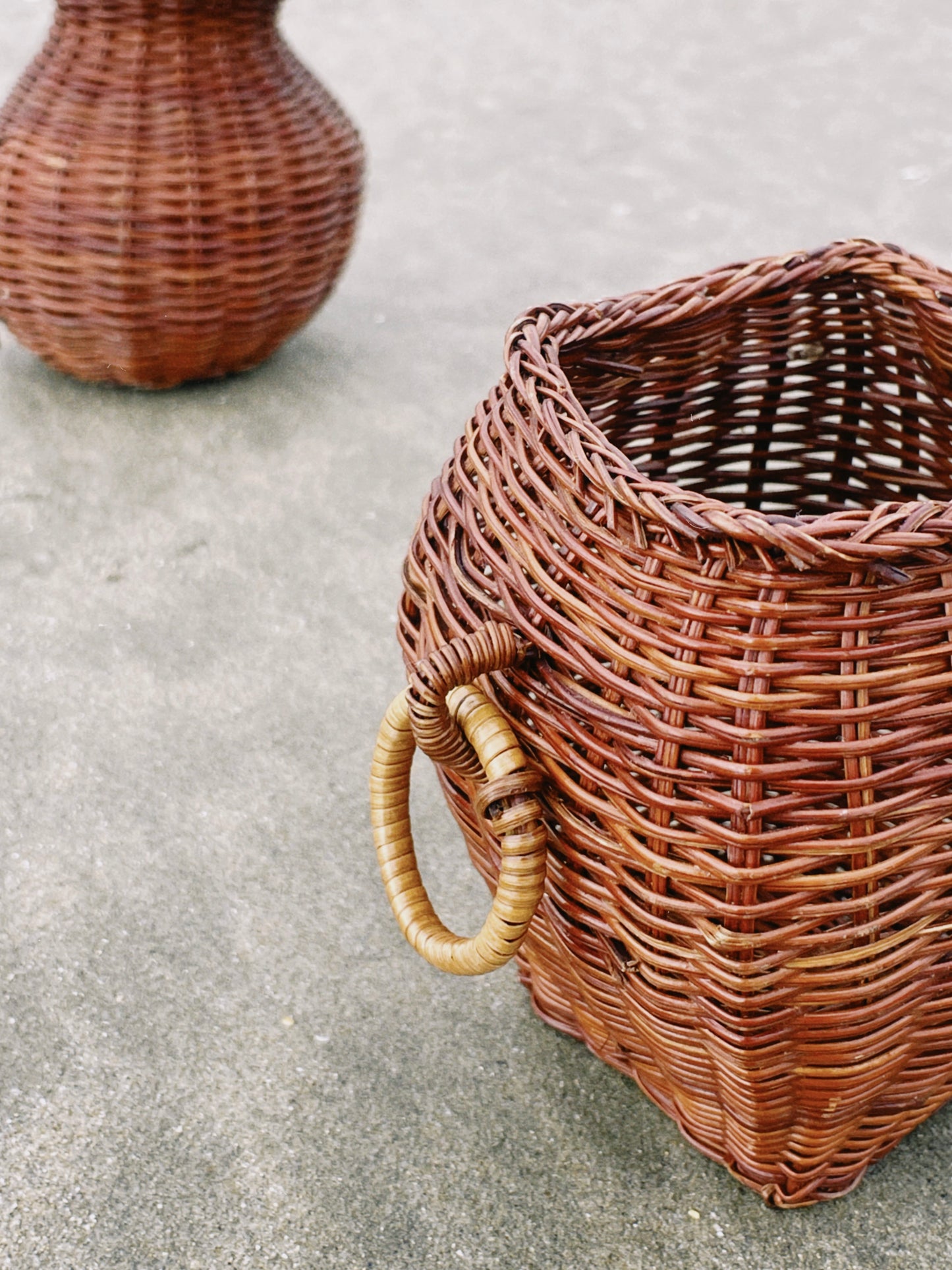 no. 152 - les vases en osier