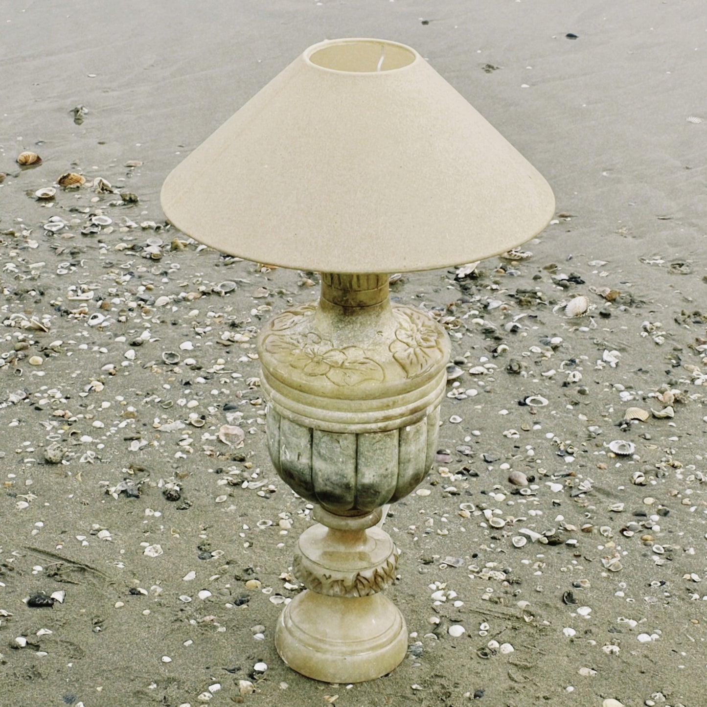 no. 12 - la lampe en albâtre
