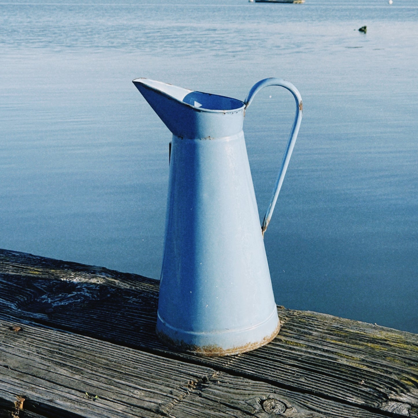 no. 209 - le broc bleu